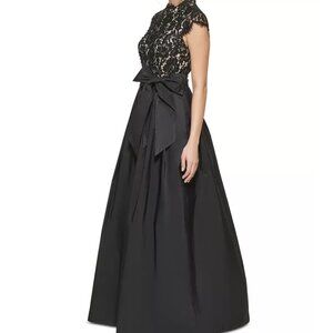 Eliza J Petite Cap-Sleeve Ballgown
